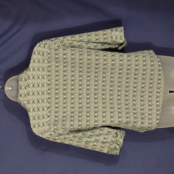 Foxcroft wrinkle-free shaped print button-down shirt 6p - Picture 4 of 7